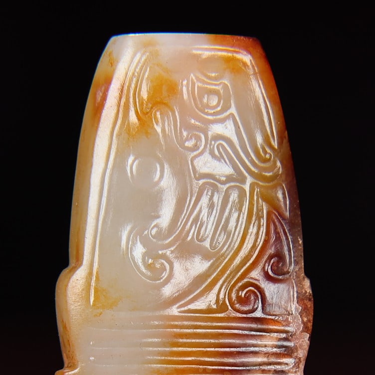 An Exquisite White Jade Dragon Pattern Pendant - 8