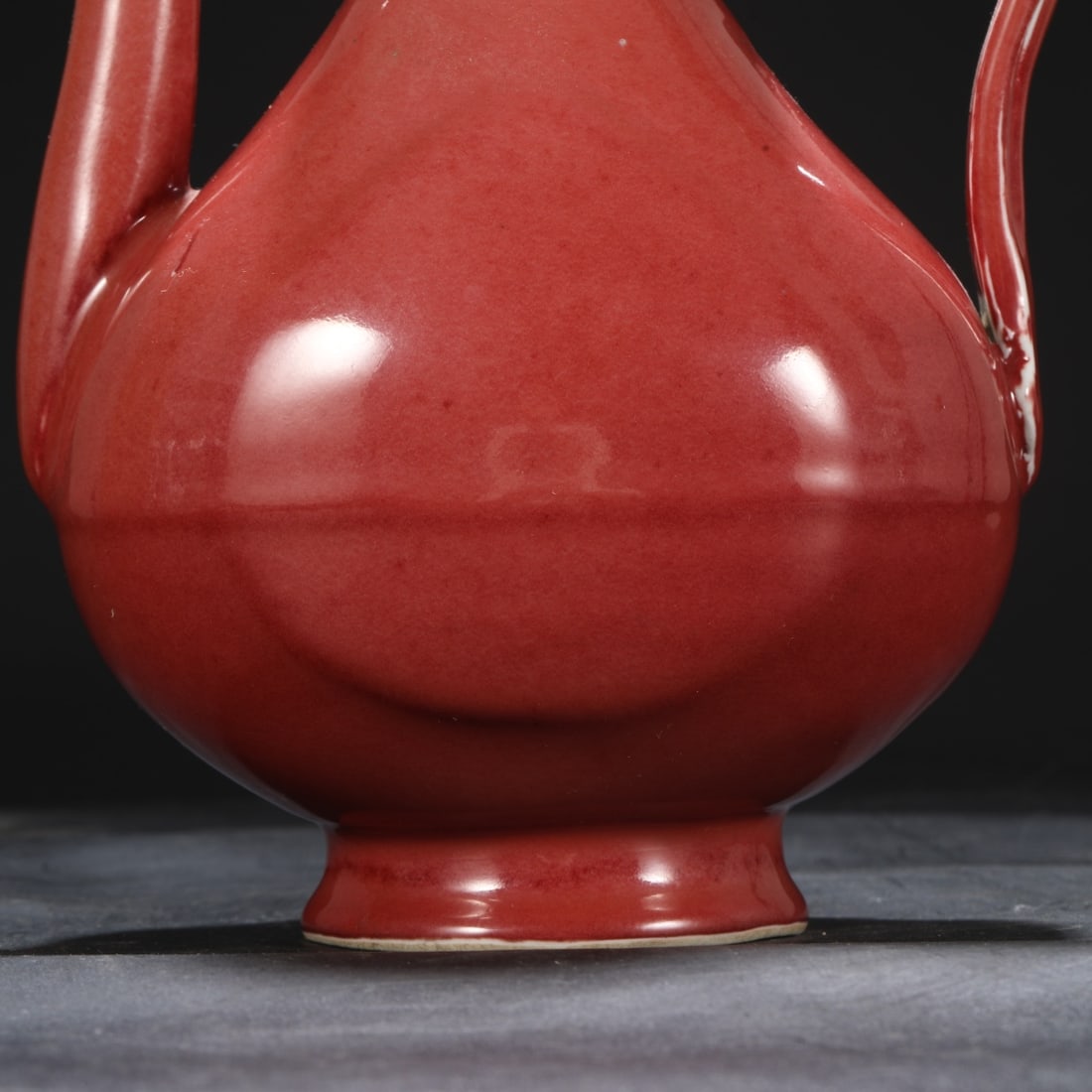 An Exquisite Ruby red-Glazed Ewer - 4