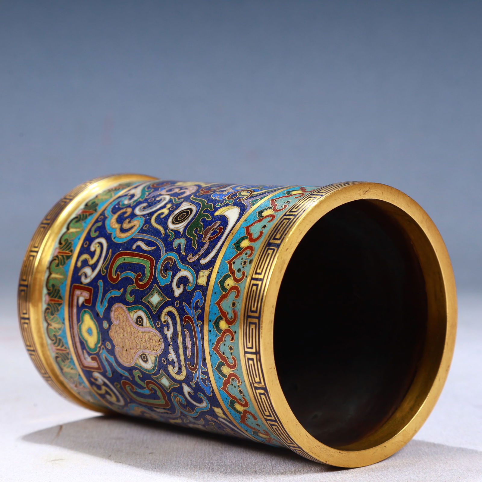 An Exquisite Cloisonne Beast-Face Pattern Brush Pot - 5
