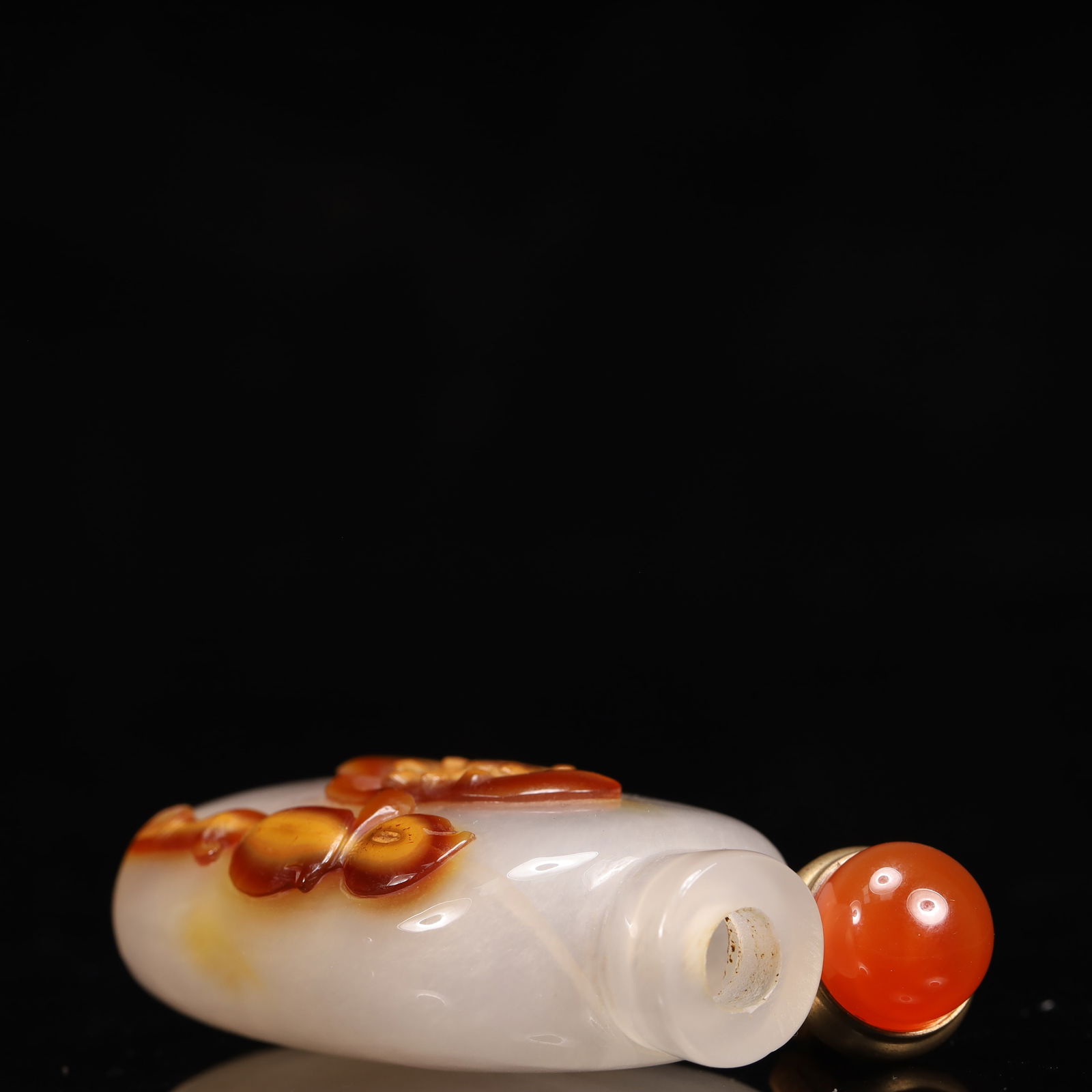 An Exquisite Agate Monkey and Peach Pattern Snuff Bottle - 7