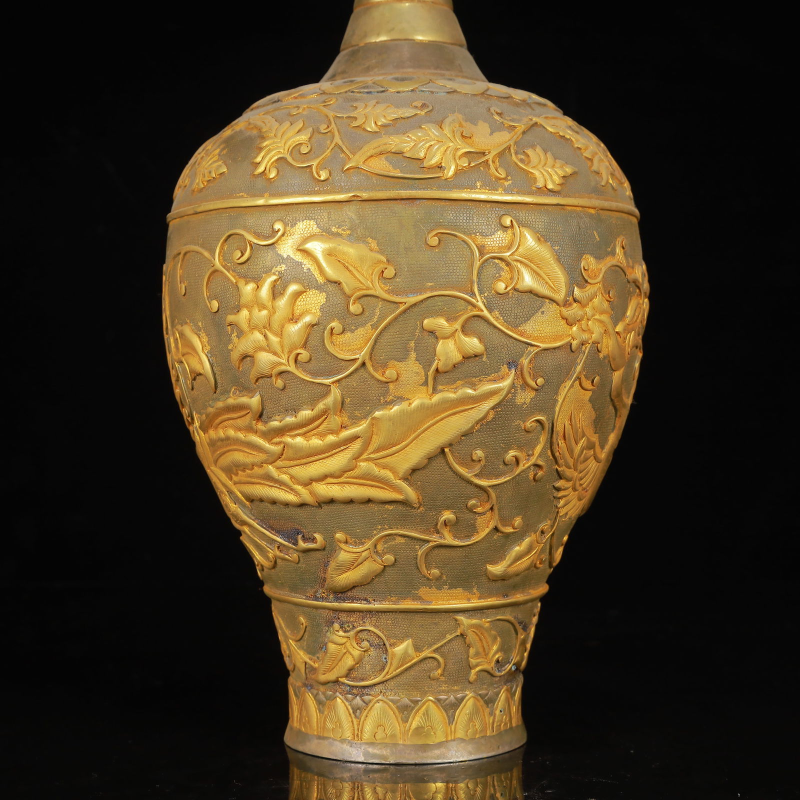 An Exquisite Gilt Silver Phoenix Pattern Vase - 6