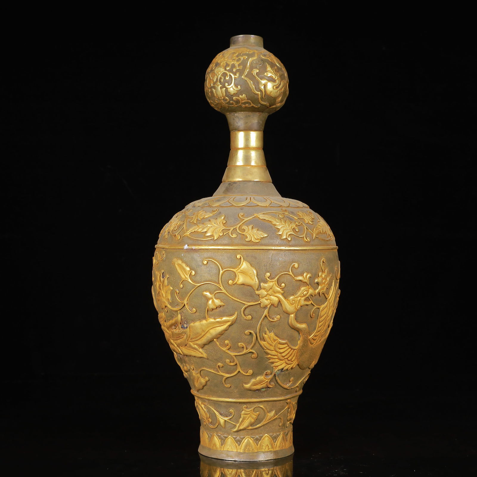 An Exquisite Gilt Silver Phoenix Pattern Vase - 9