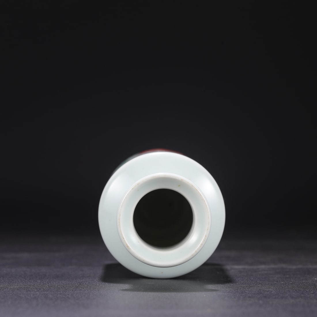 An Exquisite Doucai Flower Pattern Vase - 5