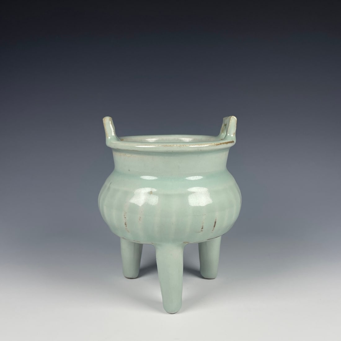 An Exquisite Longquan yao Celadon Glazed Double-Ears and Tripod Censer (1 of 9)