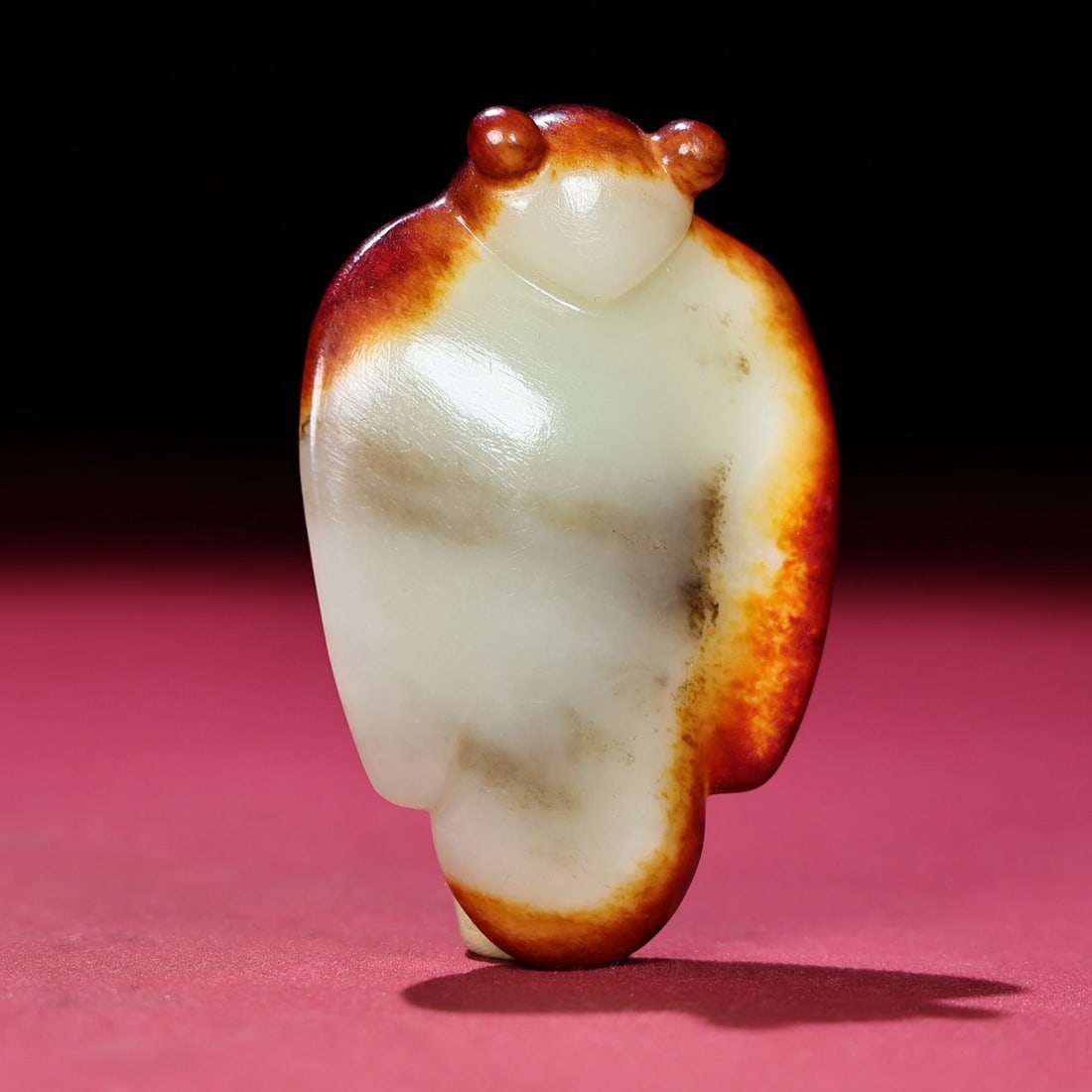 An Exquisite White Jade Pendant: An Exquisite White Jade Pendant,Qing Dynasty,China,Size:2.9inx1.9inx0.7in,Weight:86g 白玉挂件,中国清代