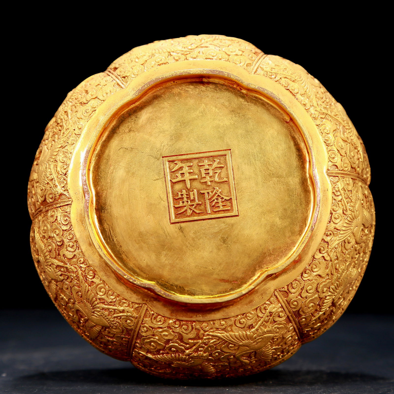 An exquisite gilt bronze box with crane pattern - 7