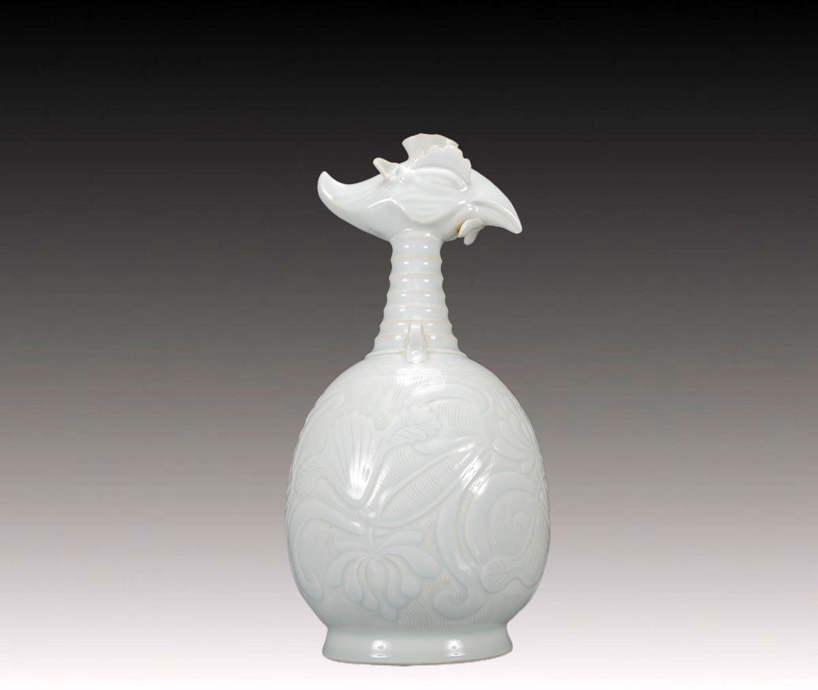 A Rare Ding yao Lotus Pattern Phoenix-Headed Vase (1 of 11)