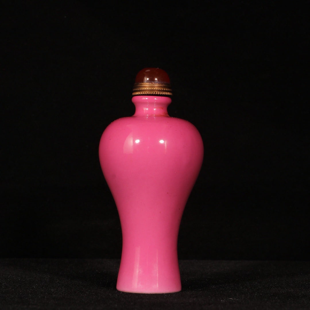 An Exquisite Ruby Red-Glazed Snuff Bottle - 5