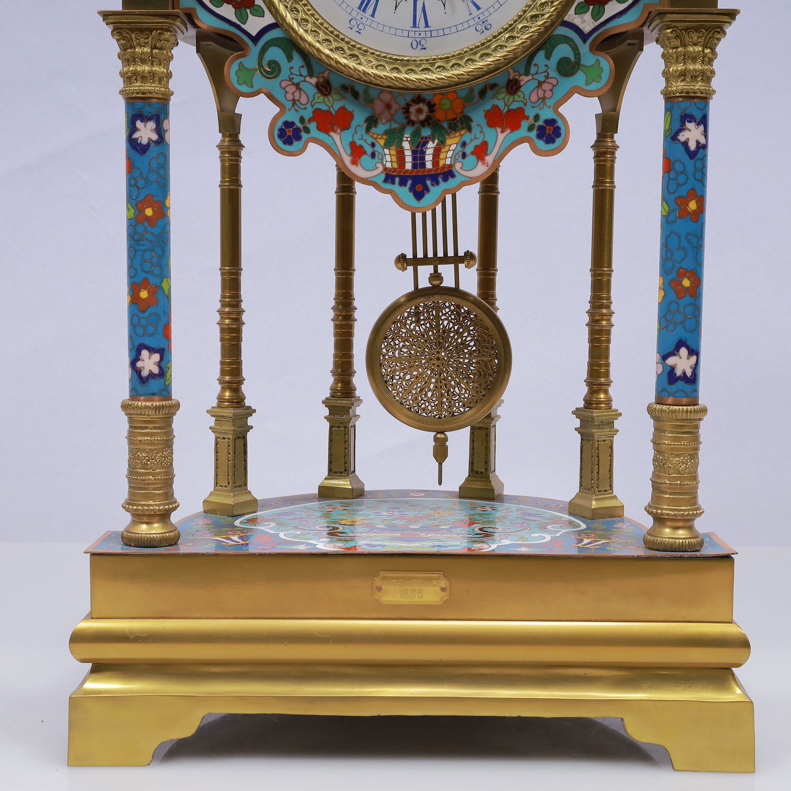 An Exquisite Cloisonne Flower Pattern Table Clock Ornament - 3