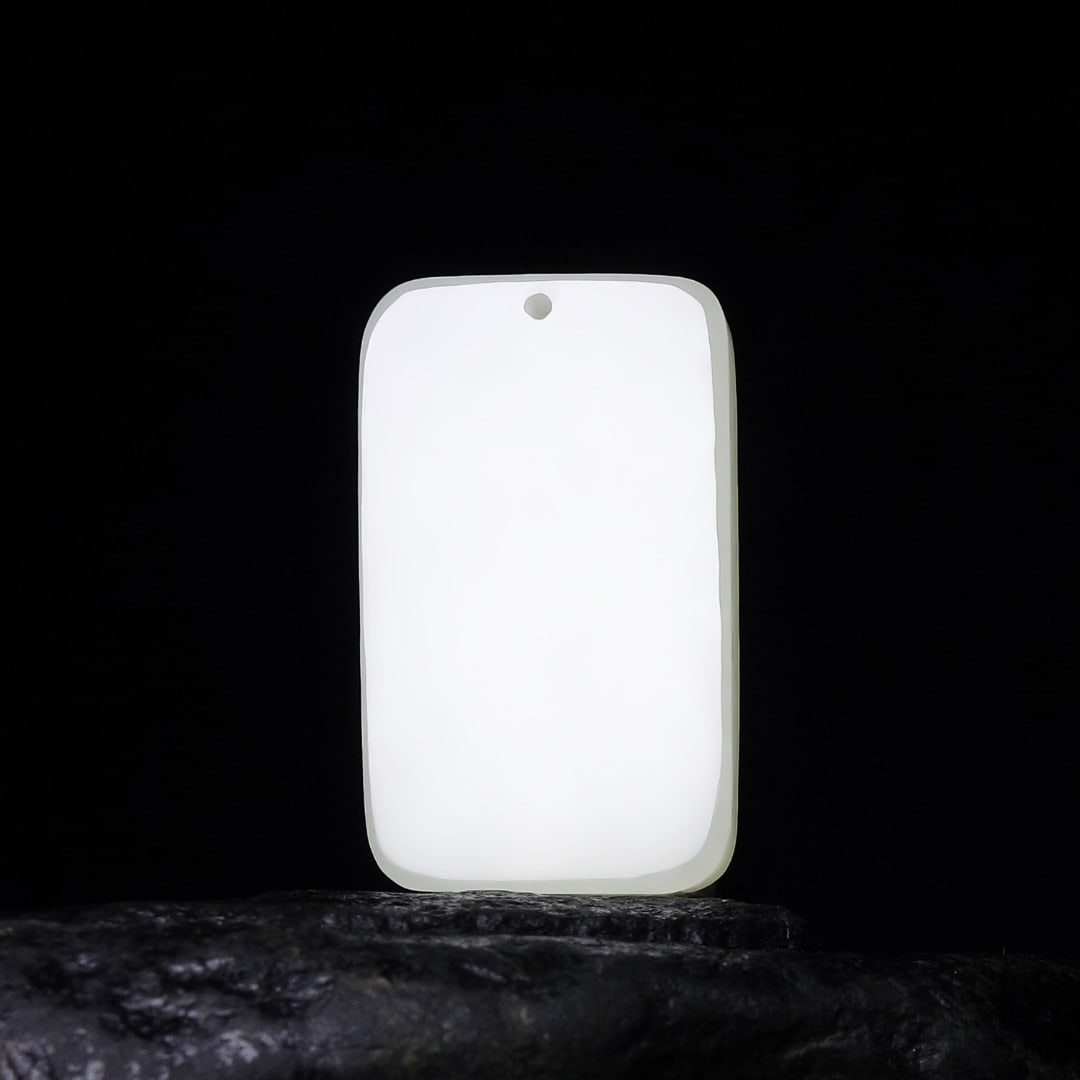 An Exquisite White Jade Pendant (1 of 6)