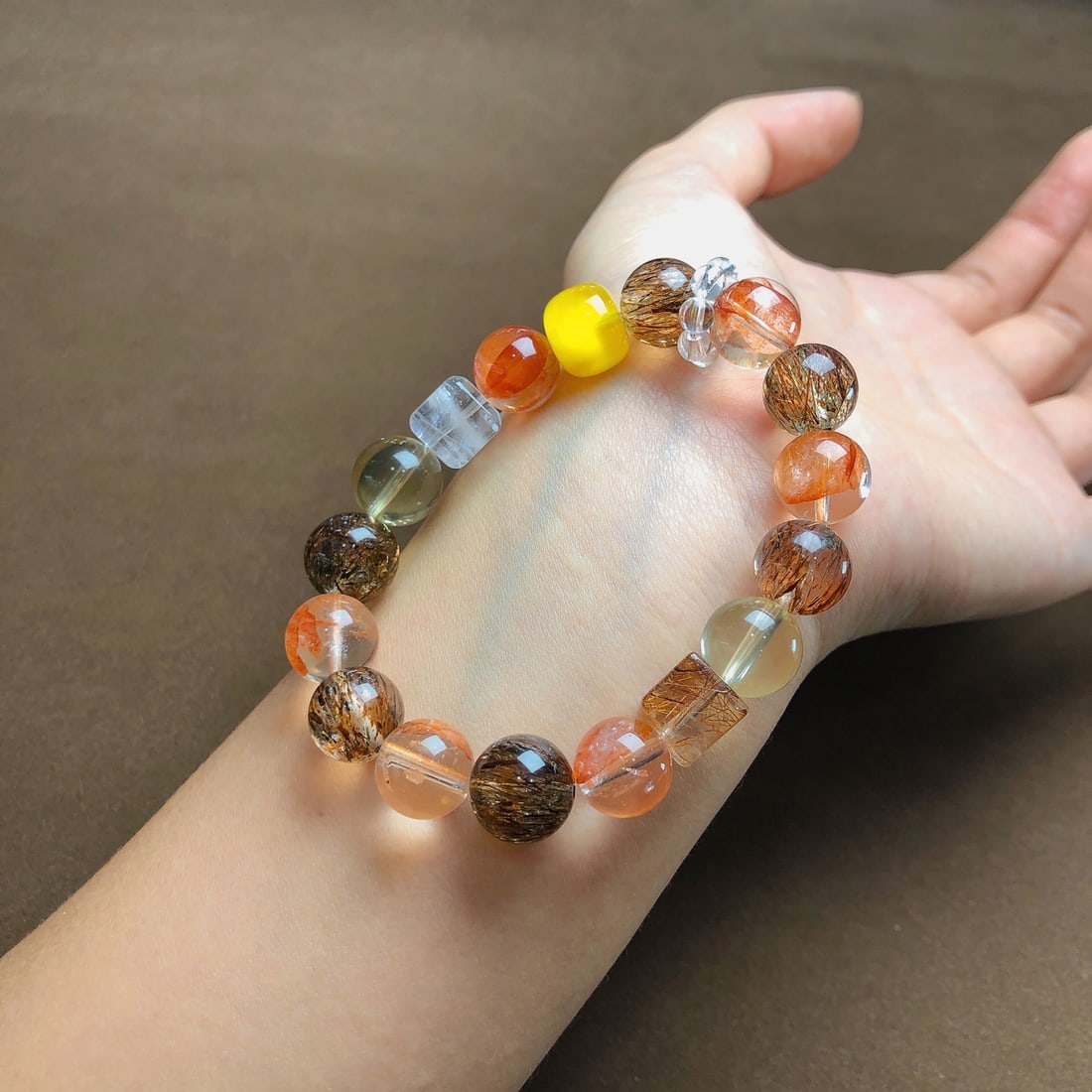 An Exquisite Crystal Bracelets - 3