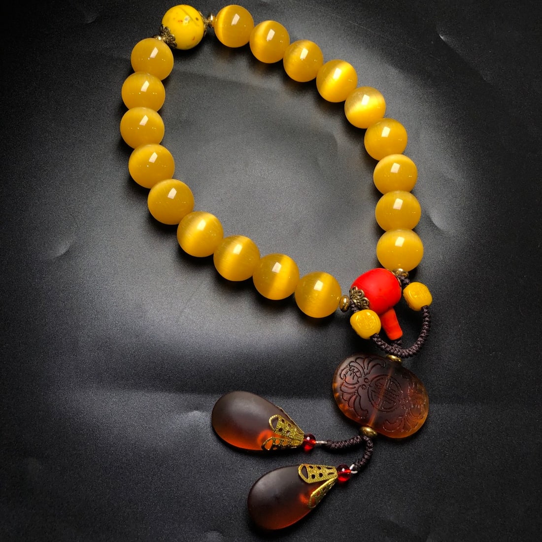 A Precious Glass Cat's Eye Bracelets - 4