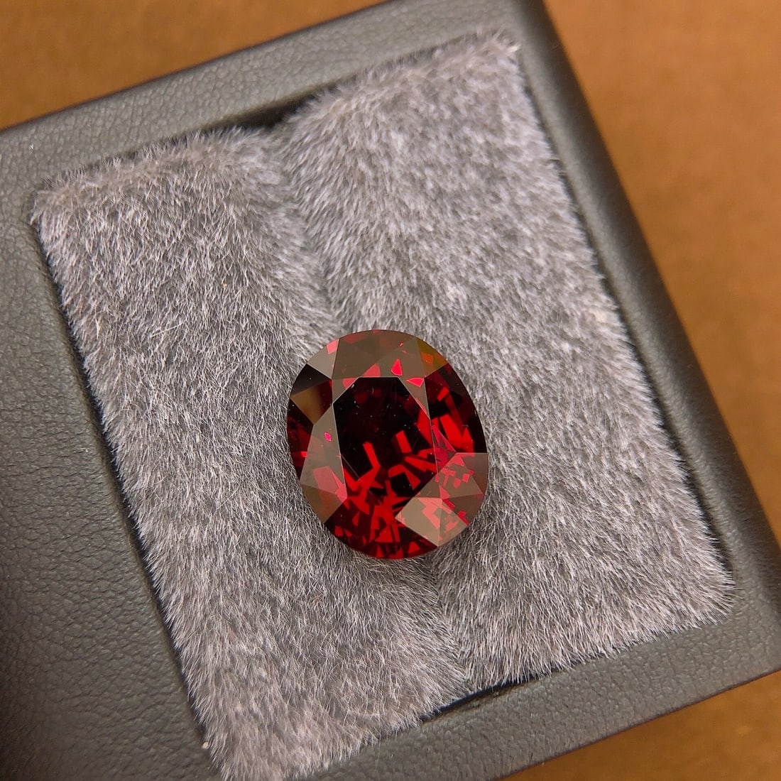 14.68Ctw Natural Tourmaline Loose: 14.68Ctw Natural Tourmaline Loose,Size:0.6inx0.5inx0.3in 14.68Ctw天然碧玺裸石