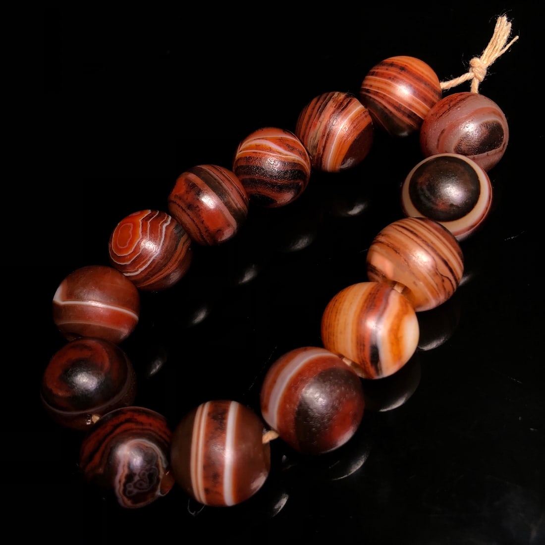 A Precious Agate Bracelets (1 of 9)