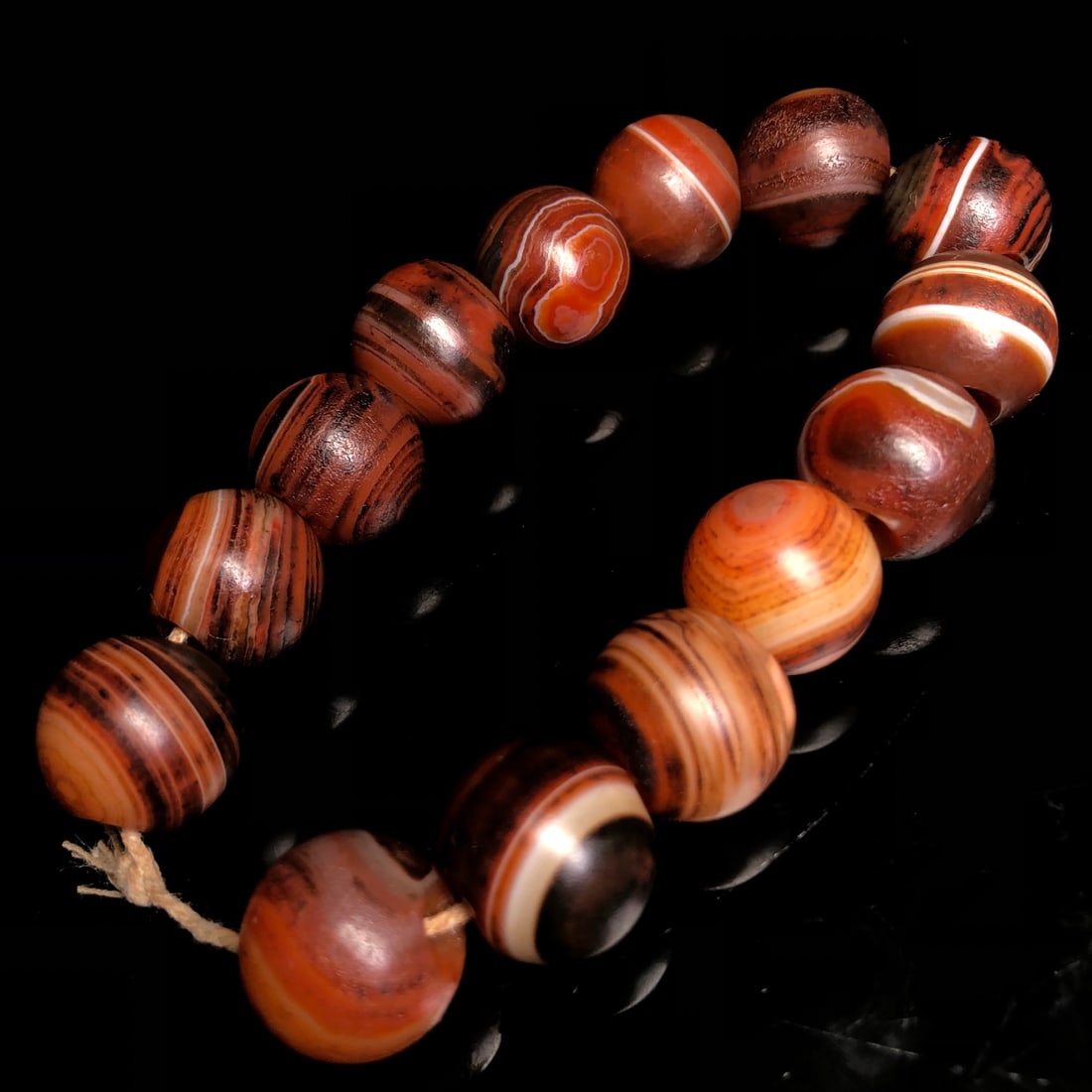 A Precious Agate Bracelets - 4