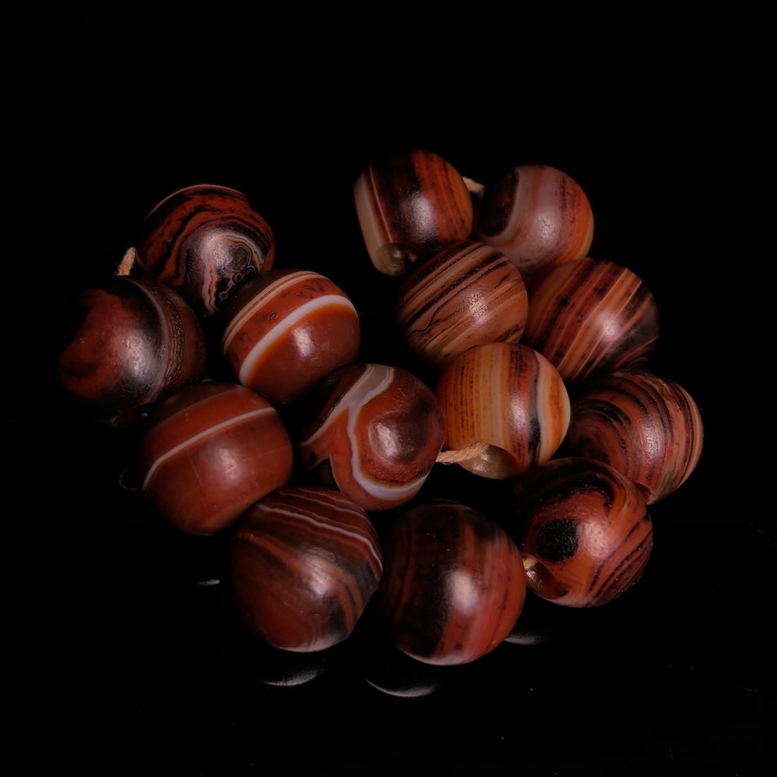 A Precious Agate Bracelets - 7