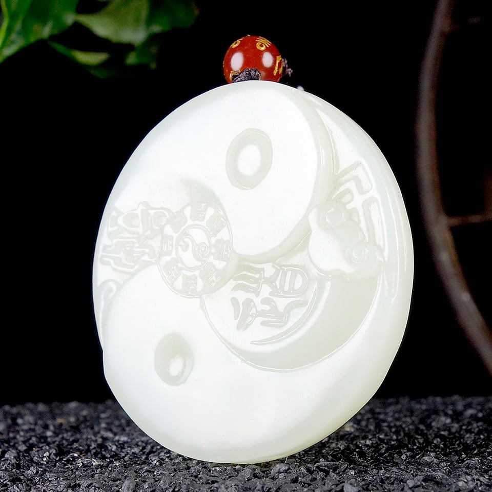 An Exquisite White Jade Trigram Pattern Pendant - 2