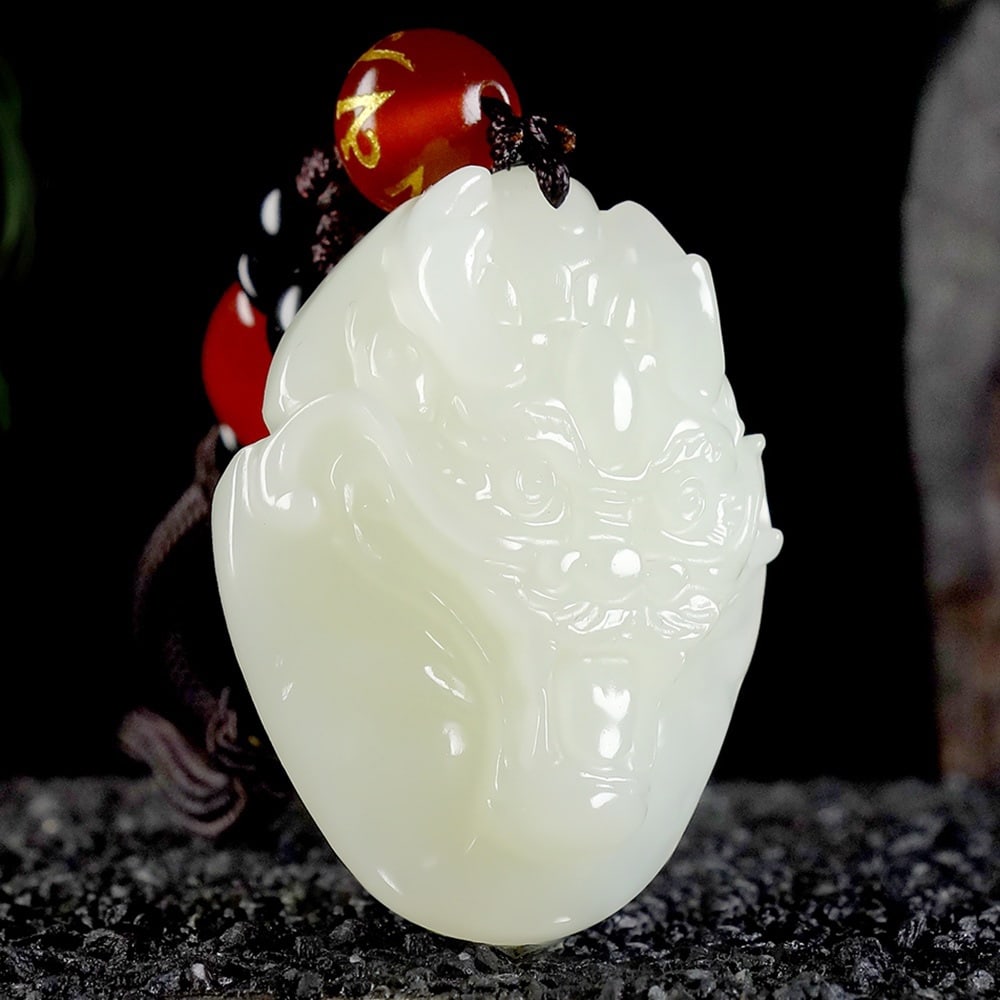 An Exquisite White Jade Dragon Pattern Pendant - 3