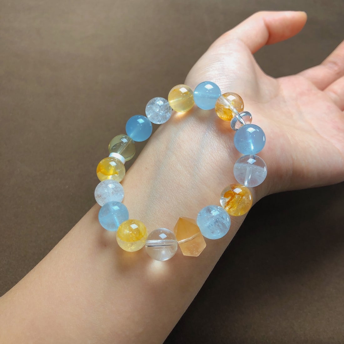 An Exquisite Crystal Bracelets - 4