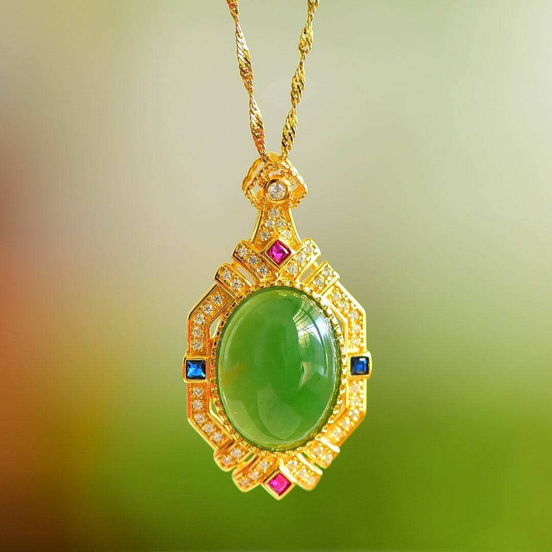 An Exquisite Sterling Silver-Gold Plated Inlaid Jasper Pendant,Inlaid Diamond: An Exquisite Sterling Silver-Gold Plated Inlaid Jasper Pendant,Inlaid Diamond 纯银镀金镶碧玉项链,嵌钻石