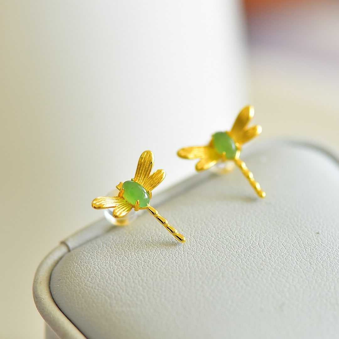 A Pair of Exquisite Sterling Silver-Gold Plated Inlaid Jasper Earrings: A Pair of Exquisite Sterling Silver-Gold Plated Inlaid Jasper Earrings,Size:0.1inx0.2in 一对纯银镀金镶碧玉耳环