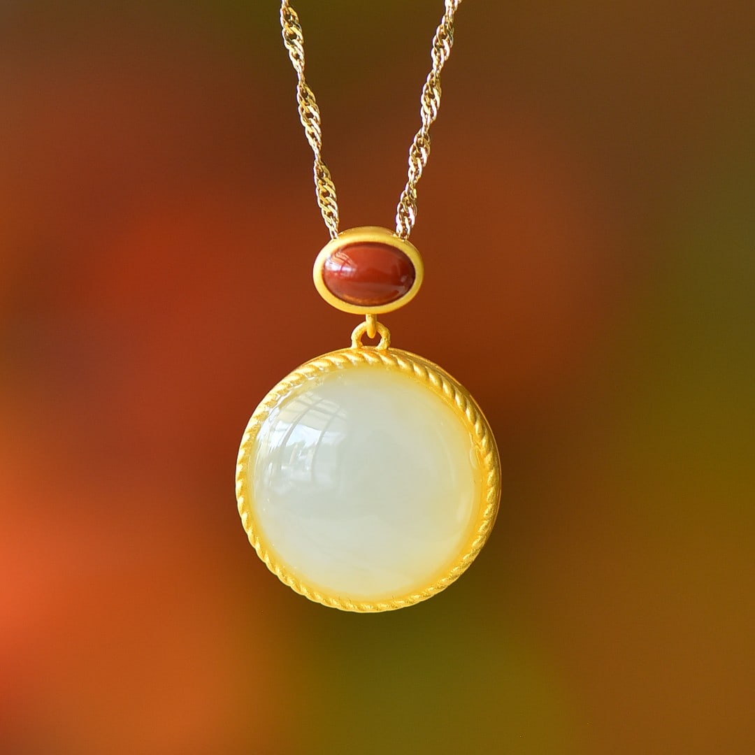 An Exquisite Sterling Silver-Gold Plated Inlaid White Jade Pendant: An Exquisite Sterling Silver-Gold Plated Inlaid White Jade Pendant 纯银镀金镶白玉吊坠