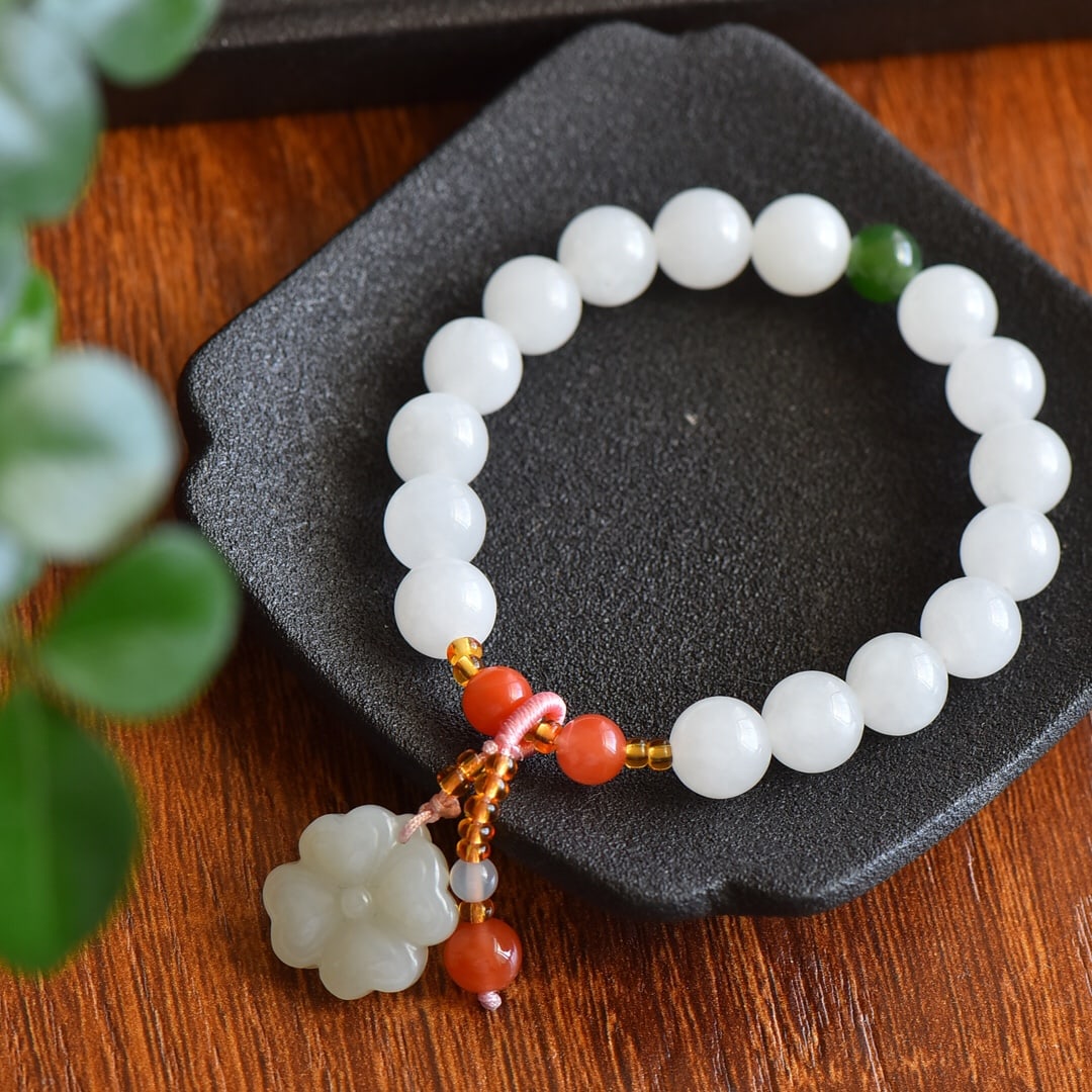 An Exquisite White Jade Bracelets - 5