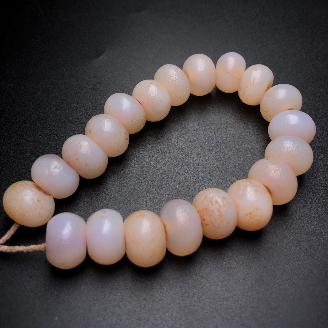 A Precious Agate Bracelets - 3