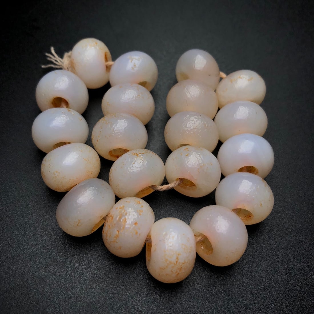 A Precious Agate Bracelets - 4