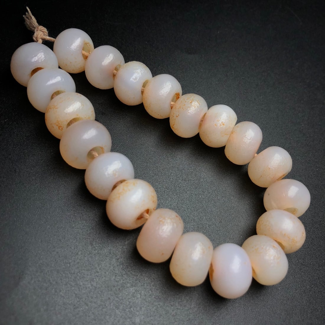 A Precious Agate Bracelets - 6