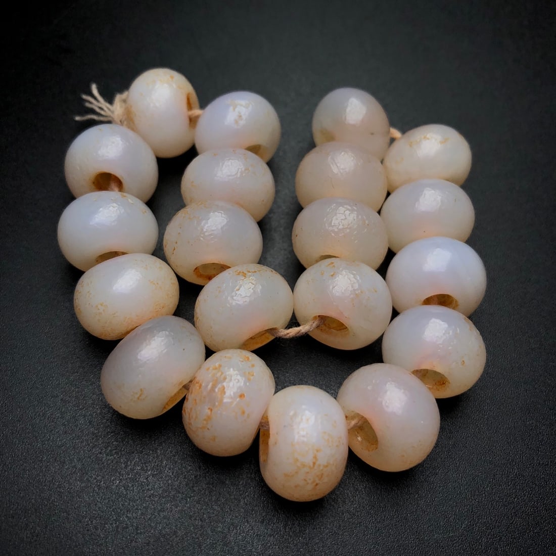 A Precious Agate Bracelets - 7