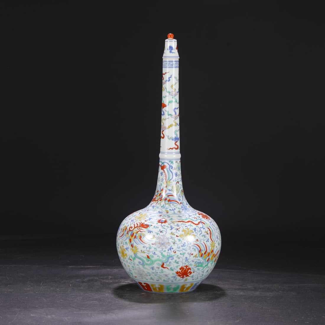 An Exquisite Doucai Lotus Pattern Phoenix Pattern Vase - 7