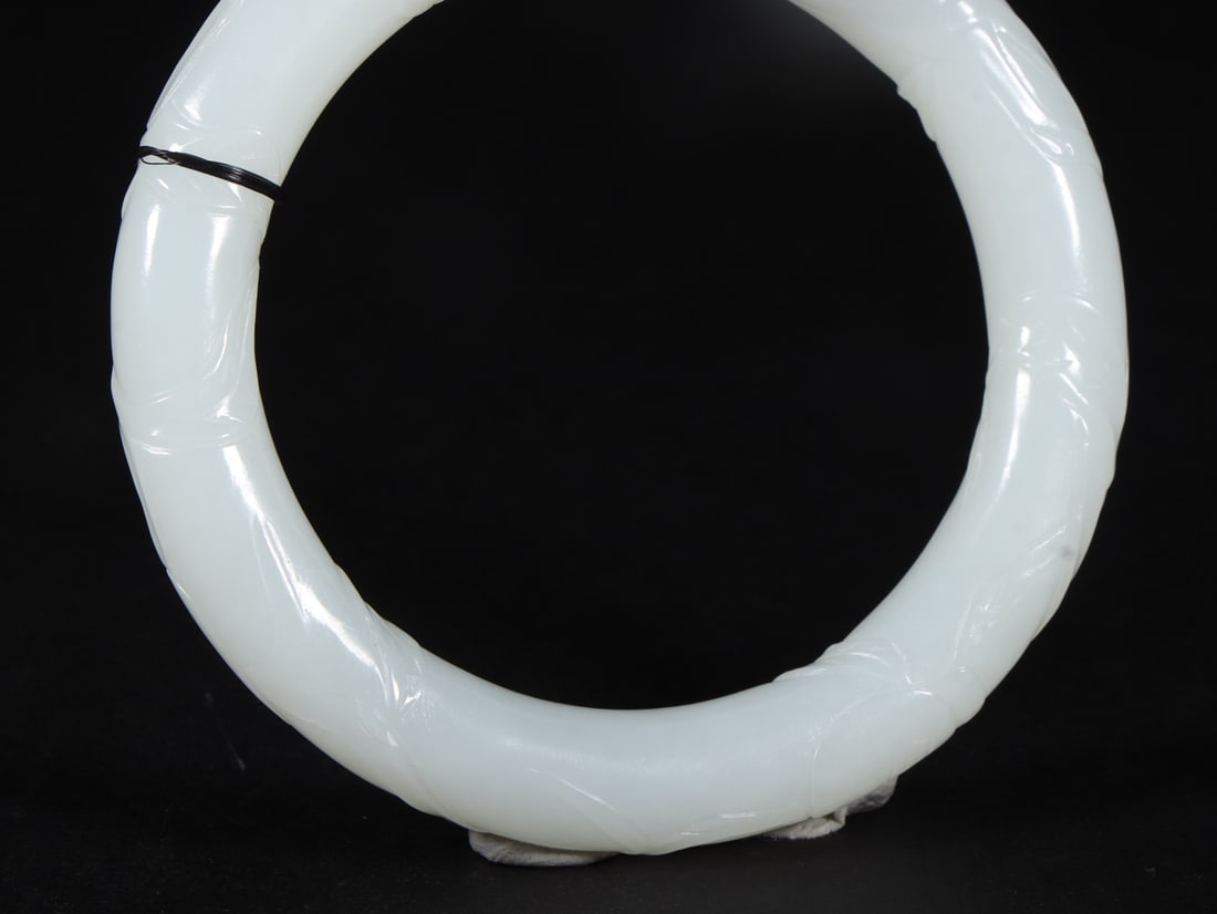 An Exquisite White Jade Bracelets - 5