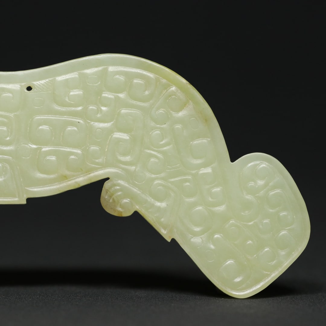 An Exquisite White Jade Dragon Pattern Pendant - 6