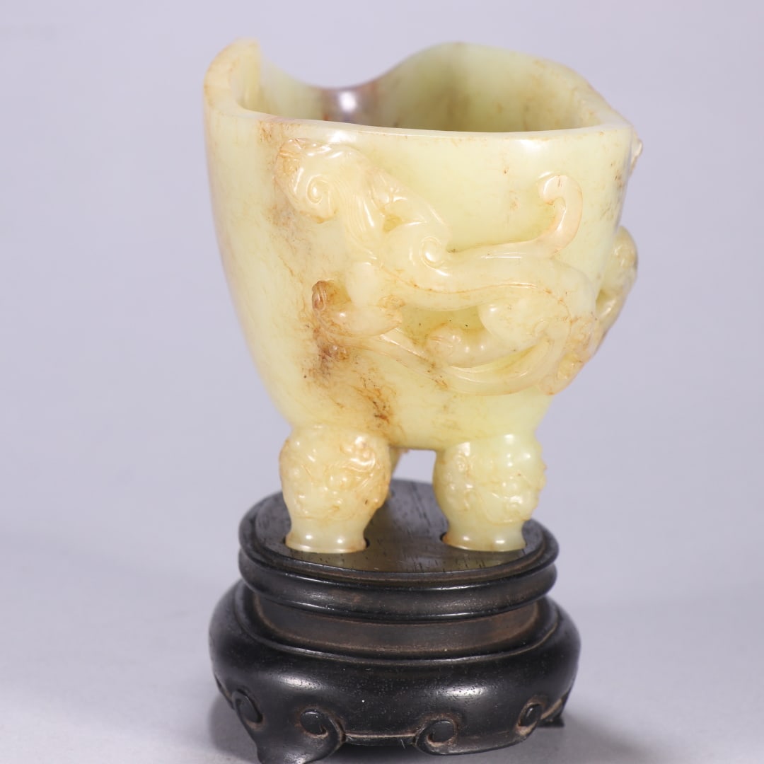 An Exquisite White Jade Chi-Dragon Pattern Cup - 6
