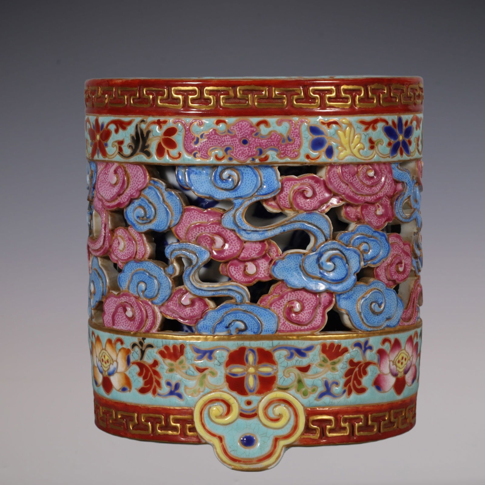 An Exquisite Enamel Painted Gold Lotus Pattern Brush Pot: An Exquisite Enamel Painted Gold Lotus Pattern Brush Pot Qing Dynasty, China Qianlong Four-character Mark