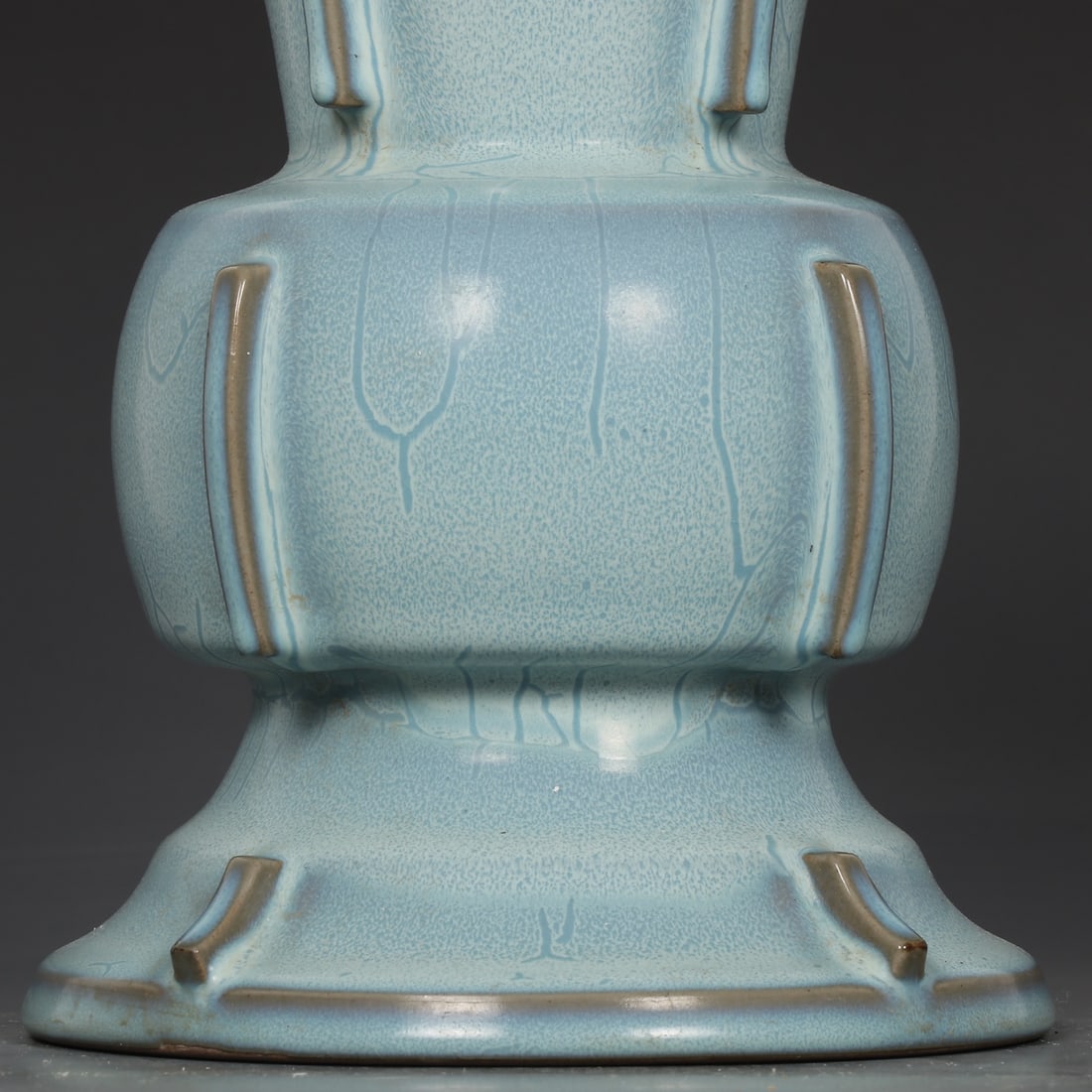 An Exquisite Jun yao Vase - 4
