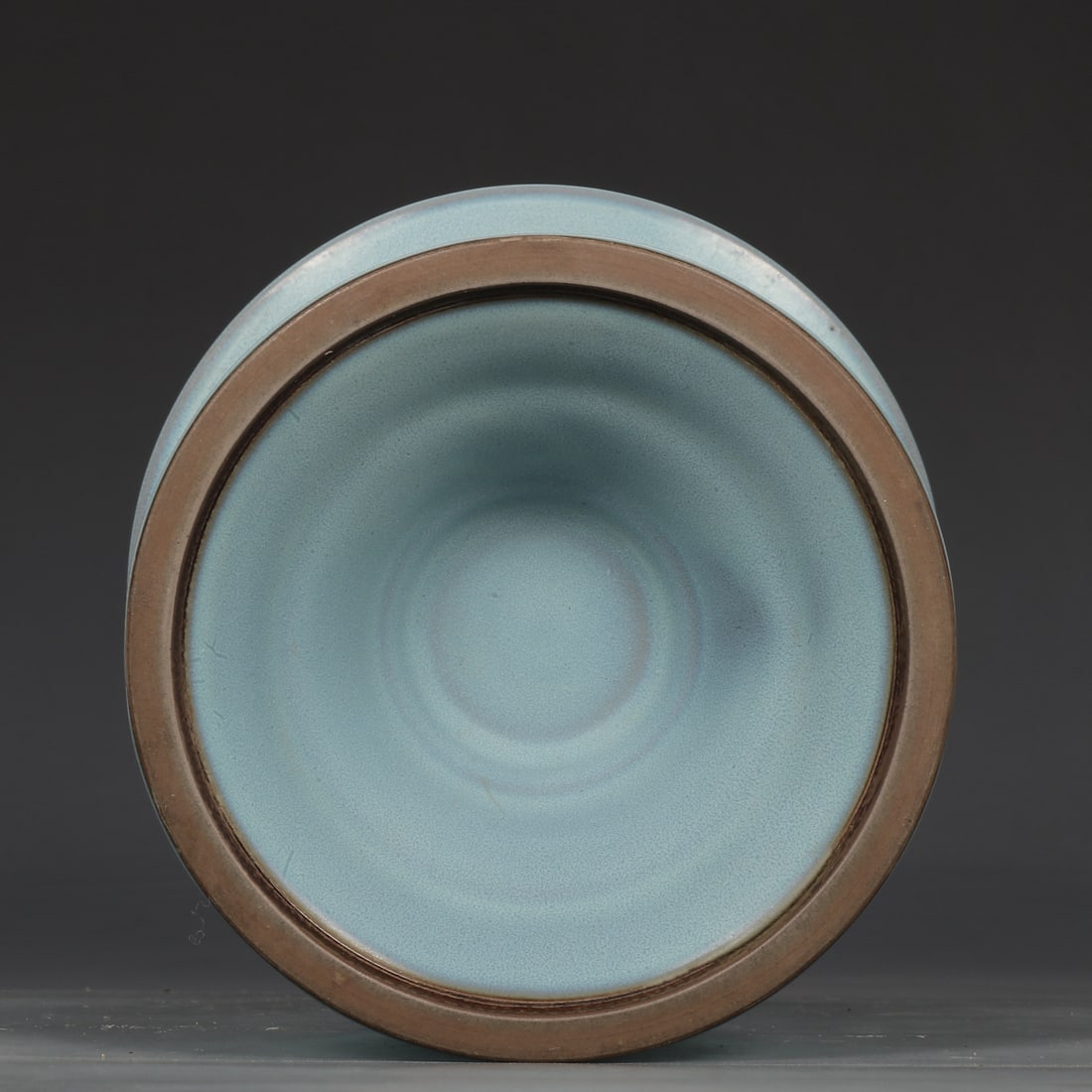 An Exquisite Jun yao Vase - 9