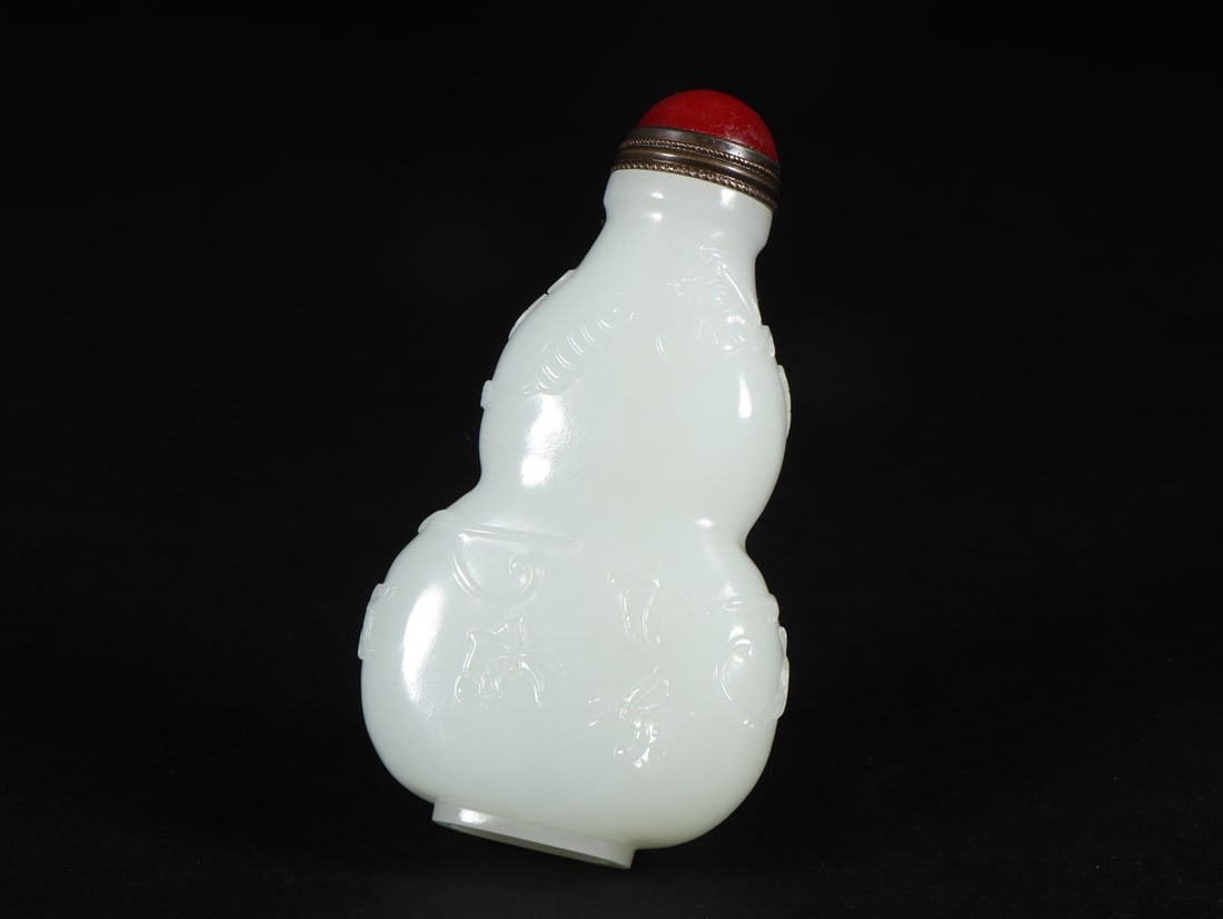 An Exquisite White Jade Melon and Fruit Pattern Snuff Bottle - 5