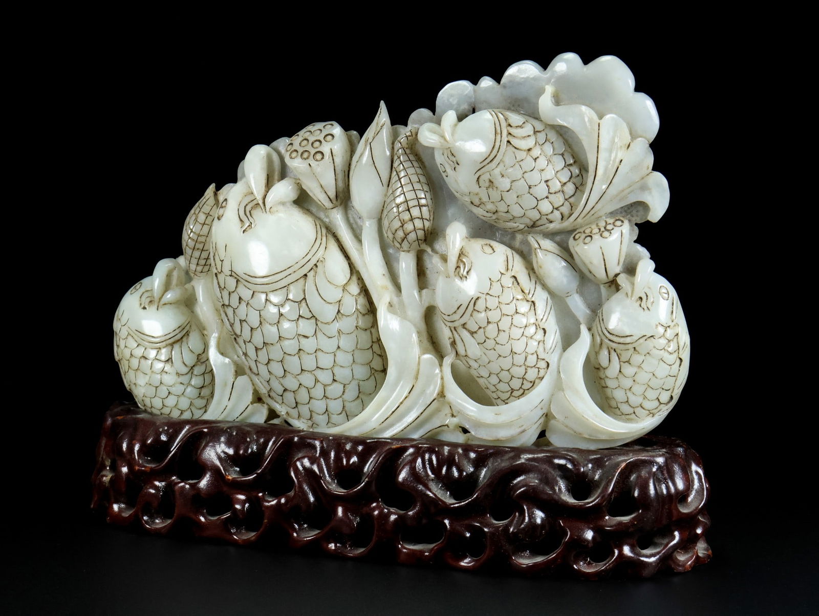 An Exquisite White Jade Fish Pattern Ornament - 3