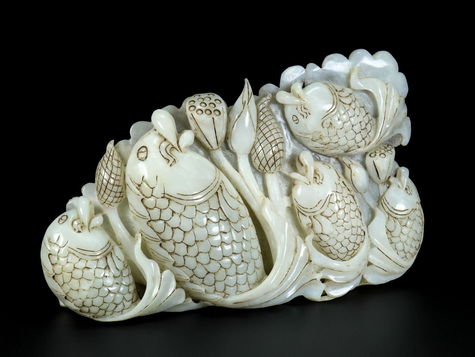 An Exquisite White Jade Fish Pattern Ornament - 6