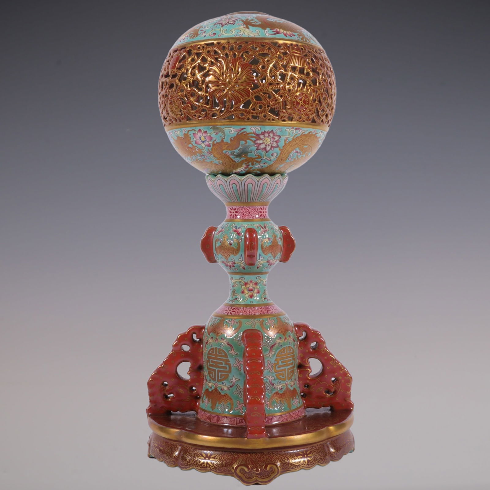 An Exquisite Famille-Rose Green Ground Painted Gold Dragon Pattern Bats and Peach Pattern Hatstand: An Exquisite Famille-Rose Green Ground Painted Gold Dragon Pattern Bats and Peach Pattern Hatstand Qing Dynasty, China Qianlong Four-character Mark