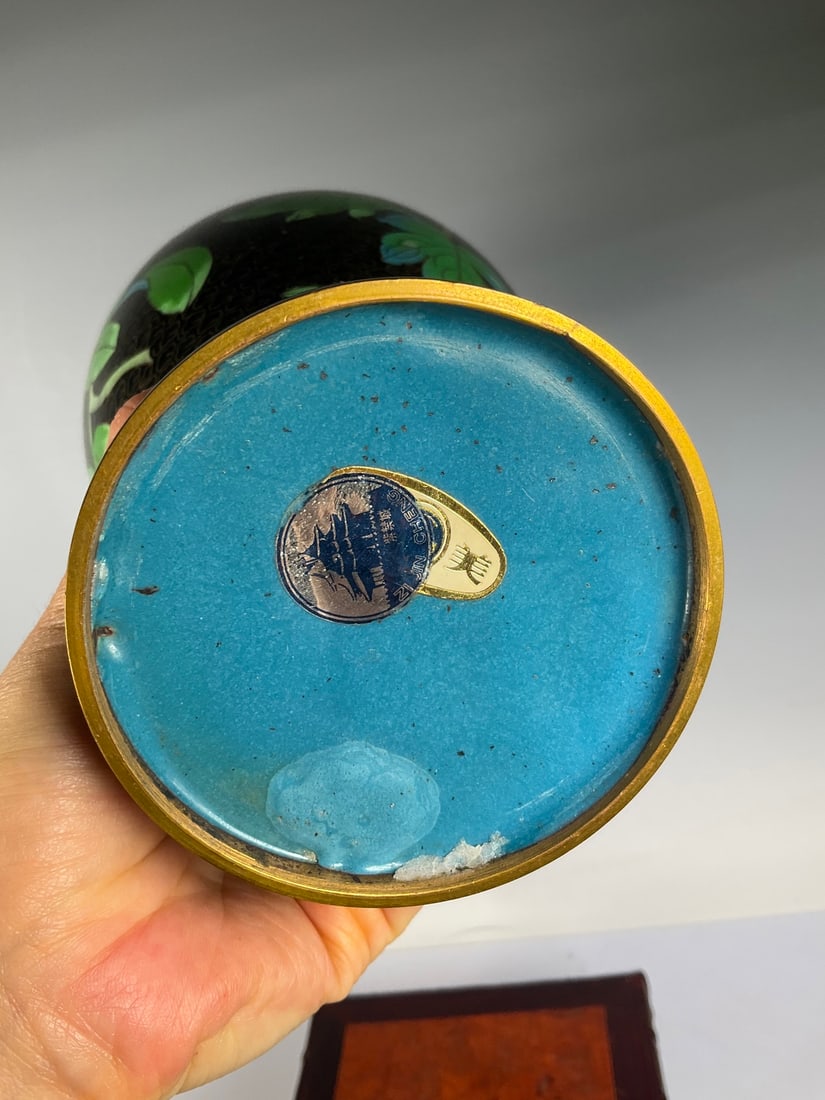 An Exquisite Cloisonne Flower Pattern Vase - 5
