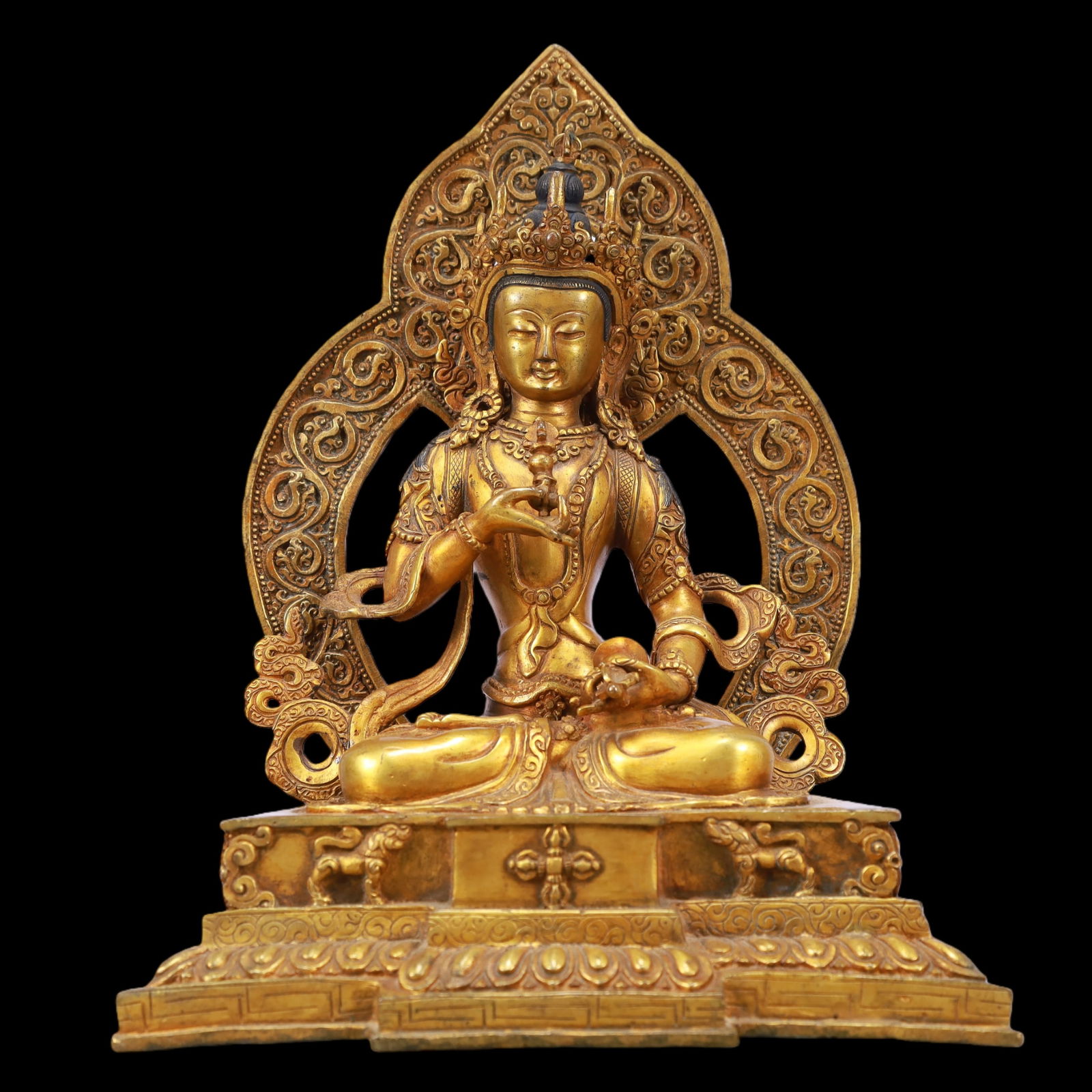 A Exquisite Gilt Bronze Statue of Vajra: A Exquisite Gilt Bronze Statue of Vajra Ming Dynasty, China Size:7.9inx5.1inx10.2in Weight:2200g铜鎏金金刚萨埵佛像