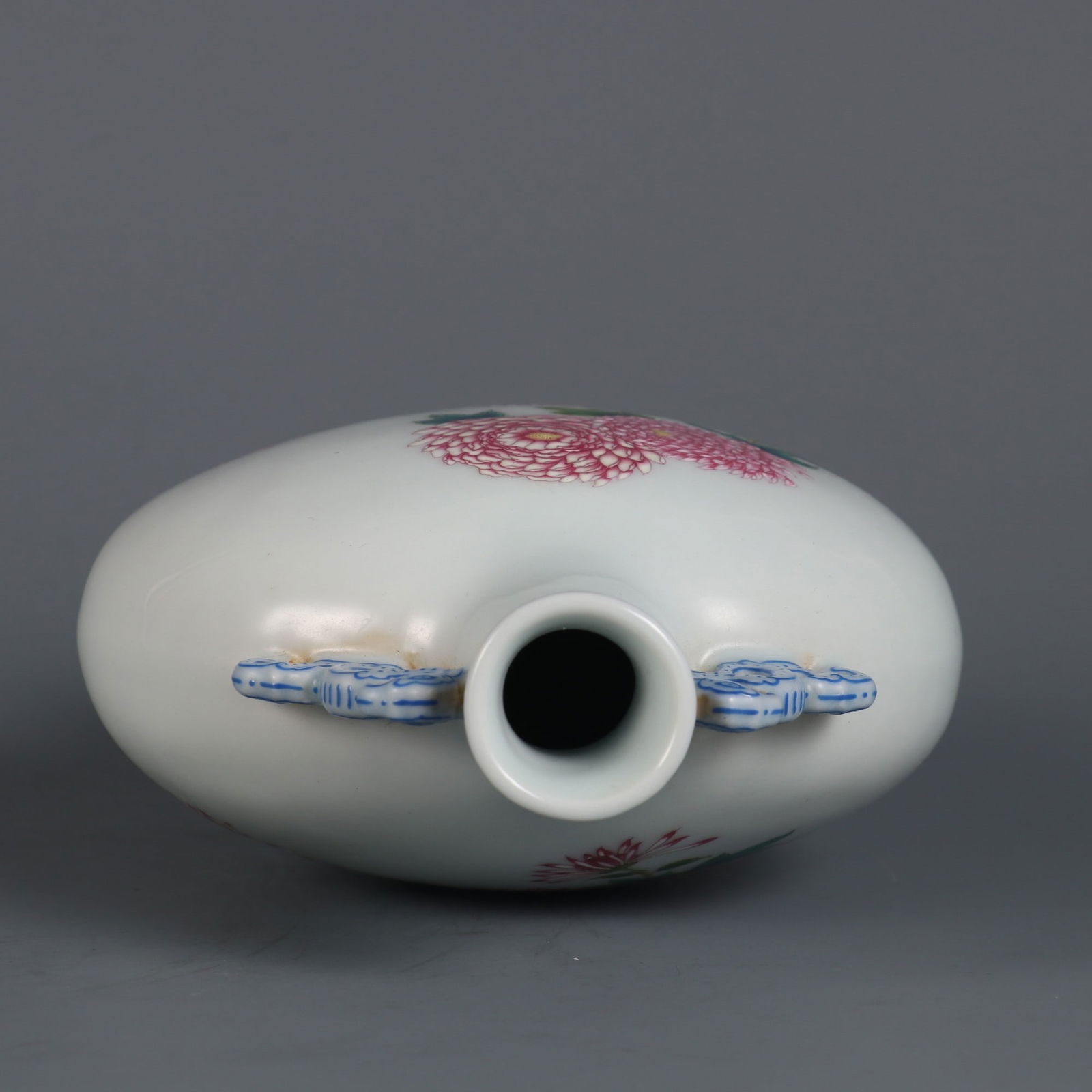 An Exquisite Enamel Flower Pattern Double-Ears Vase - 7