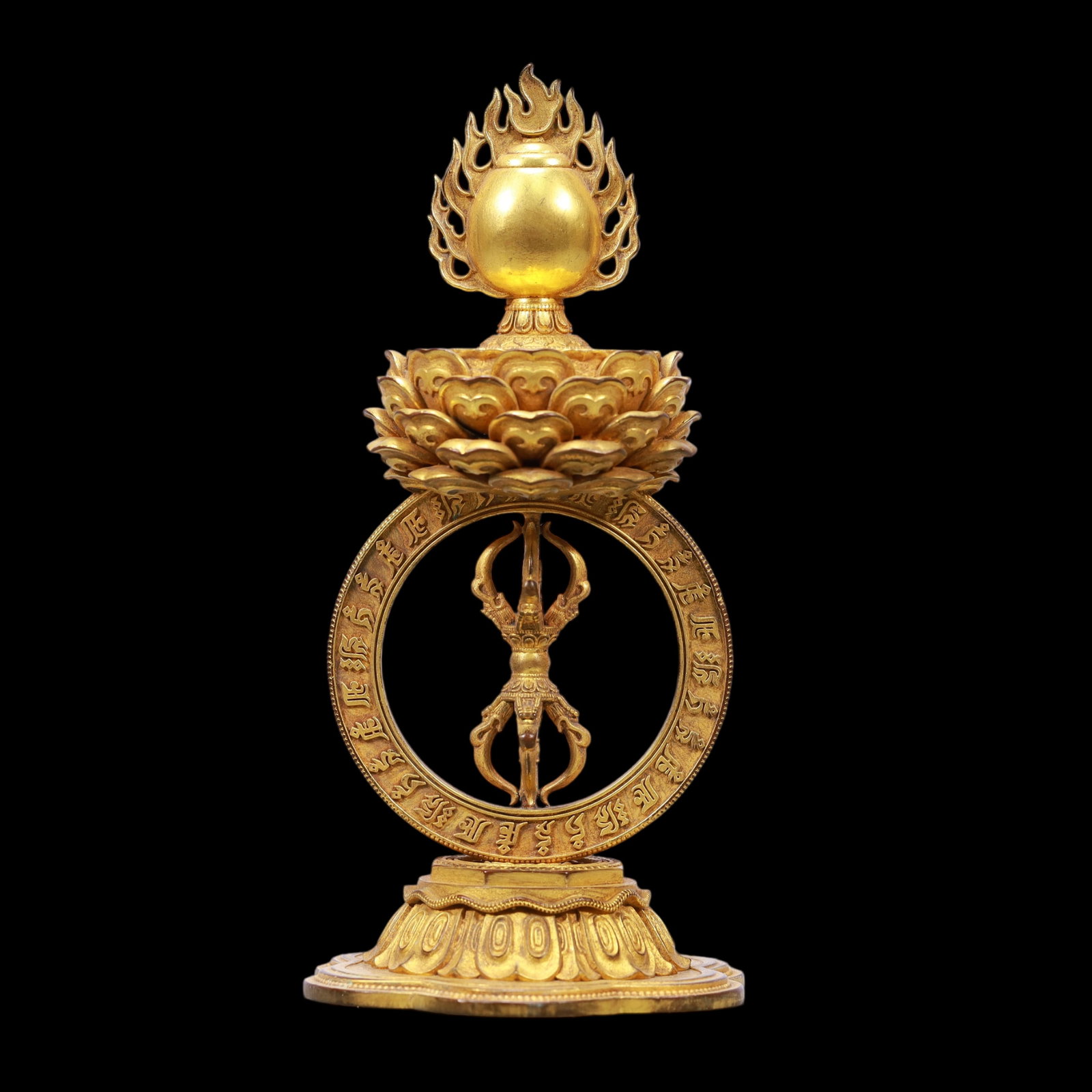 A Exquisite Gilt Bronze Lotus Ornament: A Exquisite Gilt Bronze Lotus Ornament Ming Dynasty, China Size:3.3inx7.1in Weight:750g铜鎏金莲花摆件 中国明代 Size:8.5cmx18cm Weight: