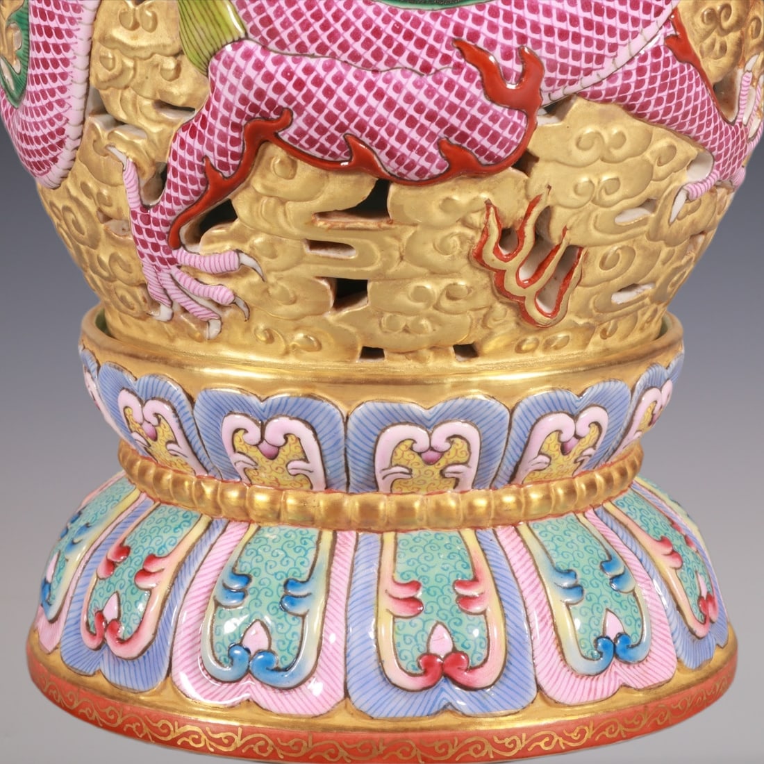 An Exquisite Enamel Dragon Pattern Censer - 4