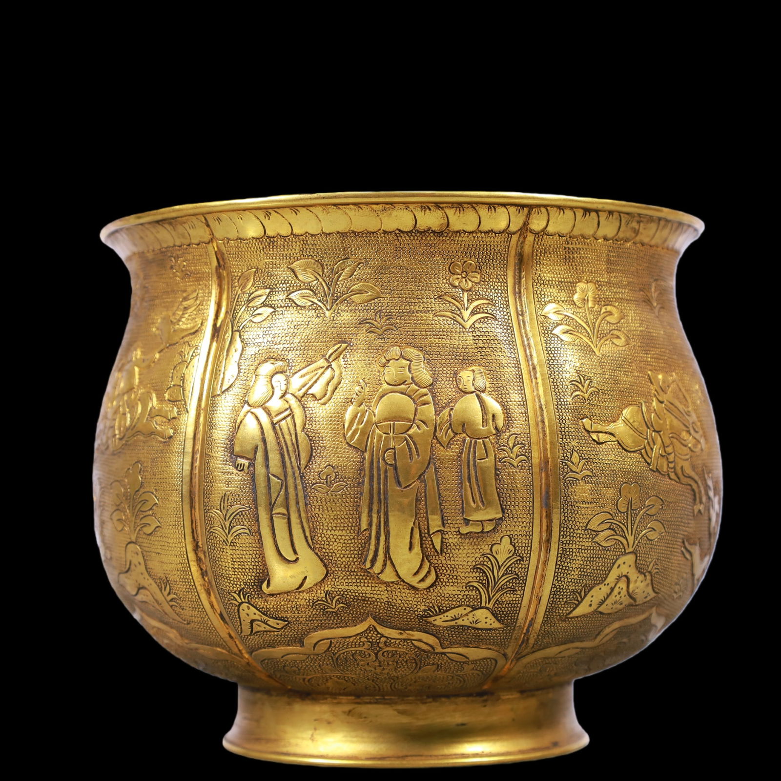 A Exquisite Gilt Bronze Flower Pattern Character and Story Pattern Bowl: A Exquisite Gilt Bronze Flower Pattern Character and Story Pattern Bowl Qing Dynasty, China Size:5.9inx4.9in
