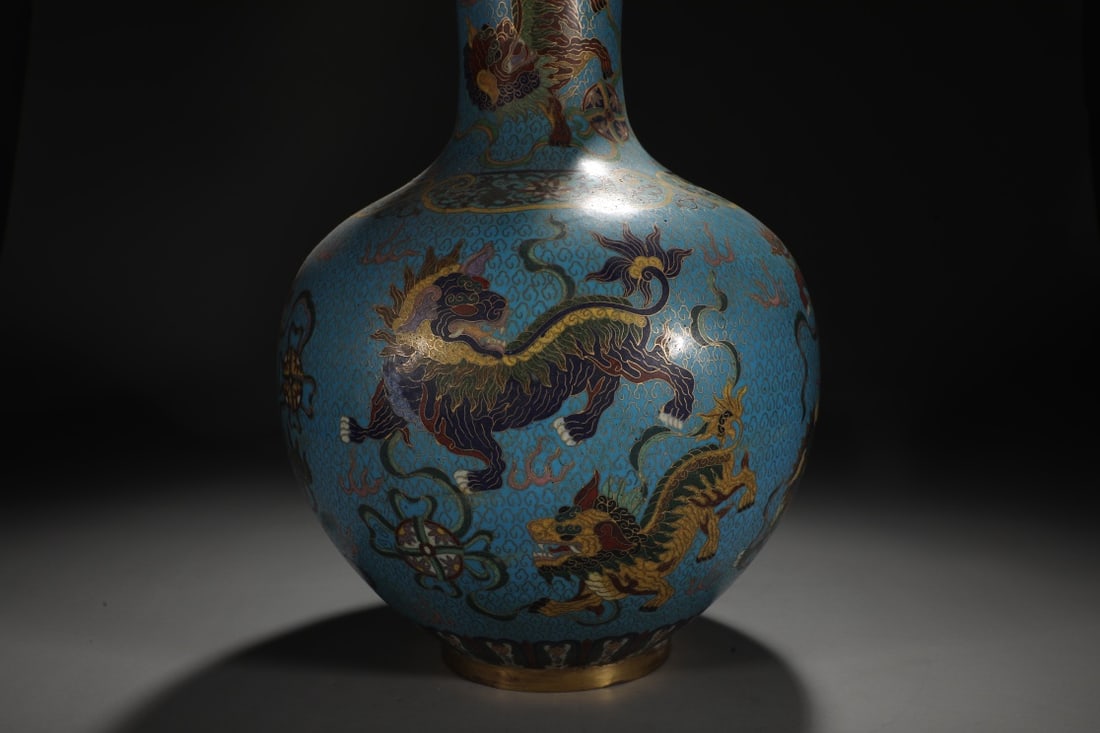 An Exquisite Cloisonne Lotus Pattern Lion Pattern Vase - 7