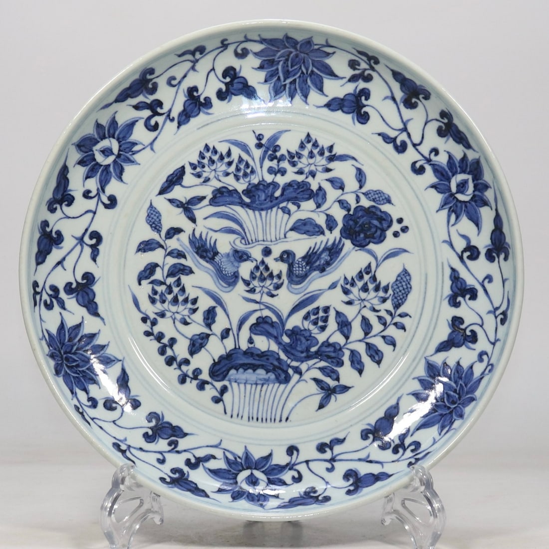 An Exquisite Blue and White Lotus Pattern Flower and Bird Pattern Plate (1 of 9)